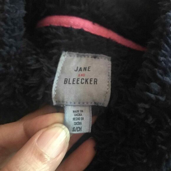 Jane And Bleecker Sweater Womens Small Dark Navy Blue Faux Fur Cozy Pullover - Picture 8 of 11